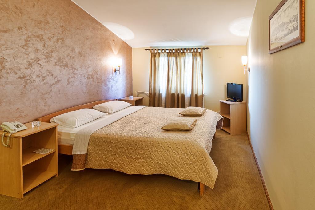 Hotel Konak Vukasinovic à Belgrade Chambre photo