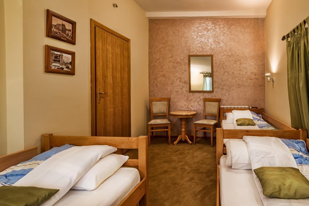 Hotel Konak Vukasinovic à Belgrade Chambre photo